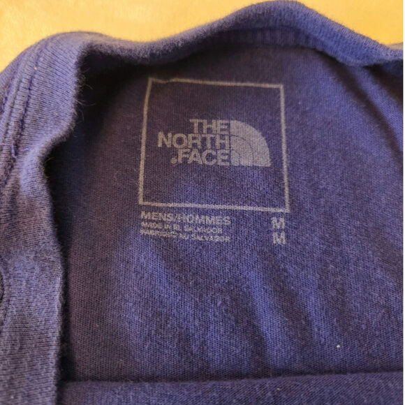 The North Face Men's Short Sleeve T-Shirt Size Medium - Picture 4 of 7